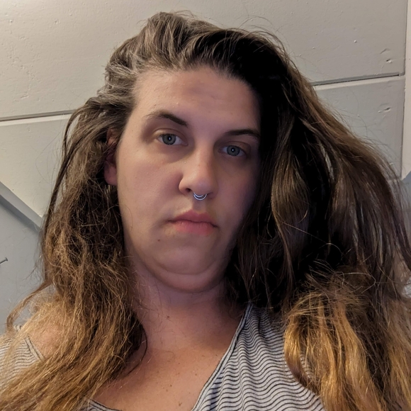 Meet your Posher, Clair - Picture 1 of 1